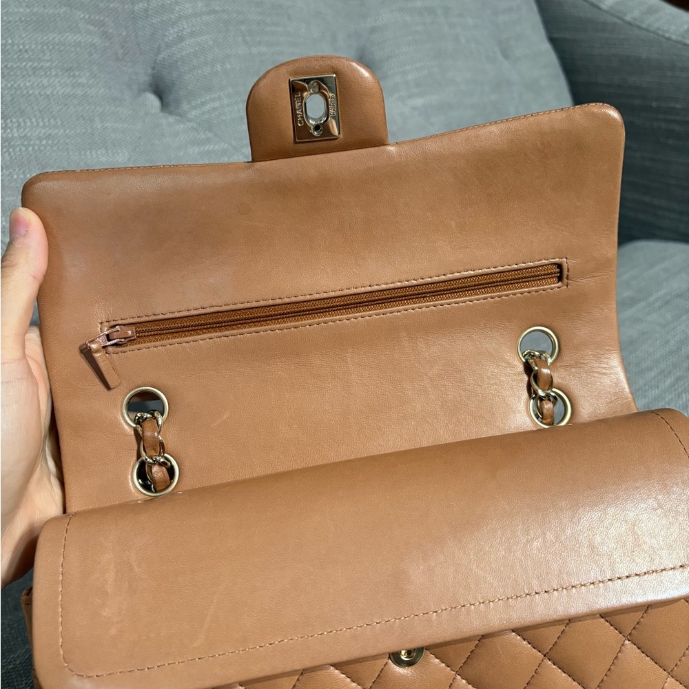 CHANEL caramel double flap - Picture 11 of 17